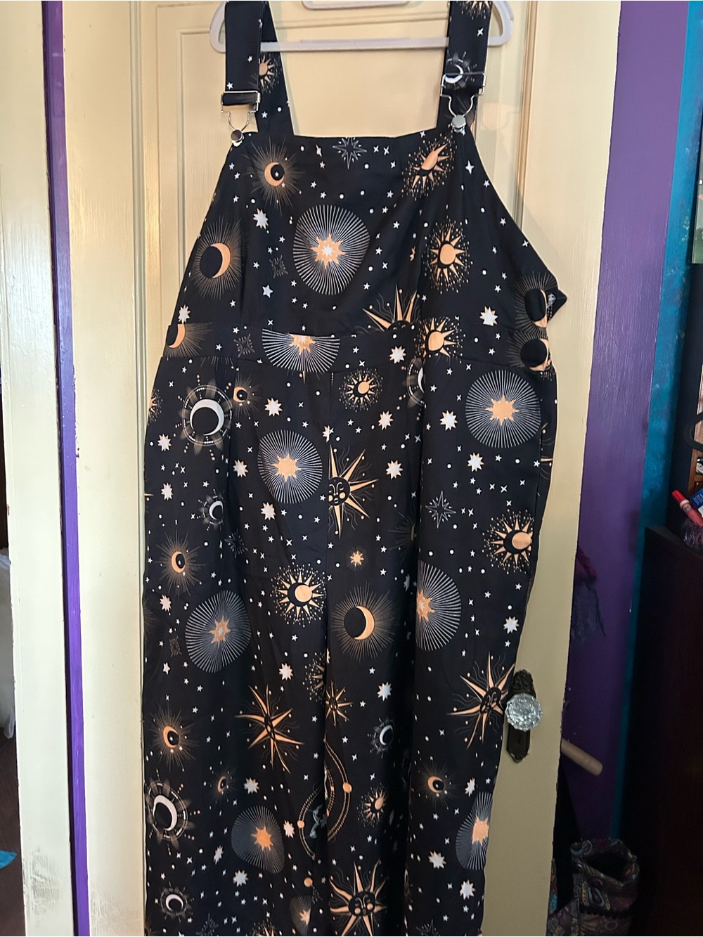 BloomChic  Celestial Print size 26 Overalls